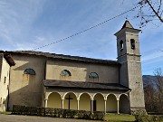 09 Salendo a Reggetto in auto Chiesa storica di San Bartolomeo 